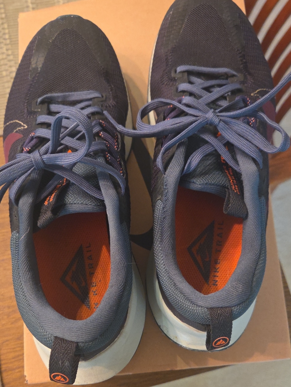 Nike Black and Purple Women's Athletic Shoes JUNIPER TRAIL